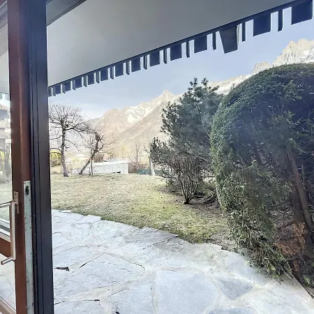 Chaleureux A Chamonix, 4 Pers, Pres Du Brevent Avec Terrasse Et Parking - Fr-1-507-26 Apartment