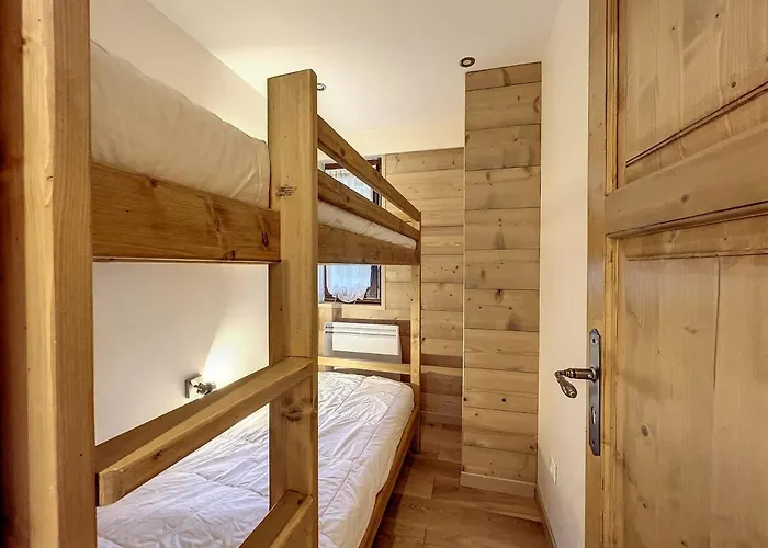 Chaleureux A Chamonix, 4 Pers, Pres Du Brevent Avec Terrasse Et Parking - Fr-1-507-26 Apartment *