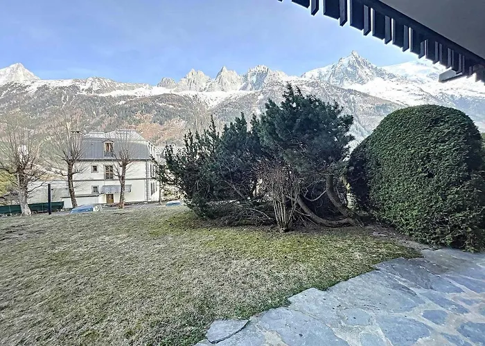 Chaleureux A Chamonix, 4 Pers, Pres Du Brevent Avec Terrasse Et Parking - Fr-1-507-26 Apartman *